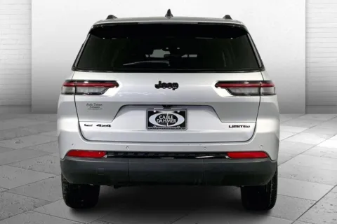 Another view of 2022 Jeep Grand Cherokee L Limited for sale in Independence, MO at Cable Dahmer Chevrolet of Independence