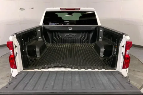 Another view of 2024 Chevrolet Silverado 1500 LT (2FL) for sale in Independence, MO at Cable Dahmer Chevrolet of Independence