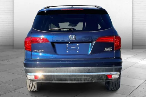 Another view of 2016 Honda Pilot Elite for sale in Independence, MO at Cable Dahmer Chevrolet of Independence