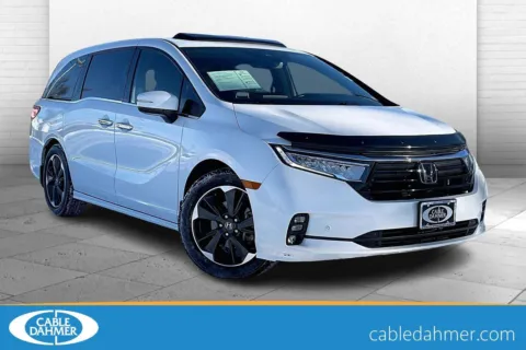 White 2022 Honda Odyssey Elite for sale in Independence, MO