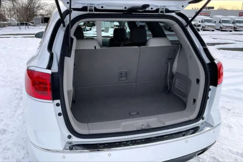 More photos of 2017 Buick Enclave Leather at Cable Dahmer Chevrolet of Independence, MO