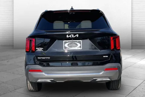 Another view of 2025 Kia Sorento Hybrid SX Prestige for sale in Independence, MO at Cable Dahmer Chevrolet of Independence