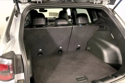 More photos of 2024 Jeep Compass Trailhawk at Cable Dahmer Chevrolet of Independence, MO