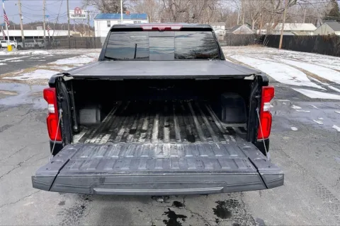 More photos of 2025 Chevrolet Silverado 1500 ZR2 at Cable Dahmer Chevrolet of Independence, MO