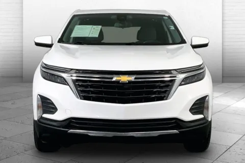 Photos of 2023 Chevrolet Equinox LT for sale in Independence, MO at Cable Dahmer Chevrolet of Independence