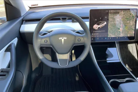 More photos of 2020 Tesla Model Y Long Range at Cable Dahmer Chevrolet of Independence, MO