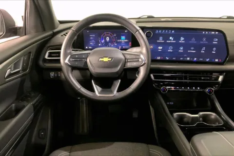 More photos of 2024 Chevrolet Traverse LT at Cable Dahmer Chevrolet of Independence, MO