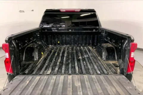 More photos of 2023 Chevrolet Silverado 1500 LT (2FL) at Cable Dahmer Chevrolet of Independence, MO