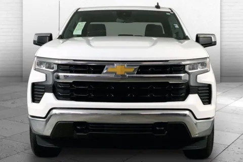 Photos of 2023 Chevrolet Silverado 1500 LT (2FL) for sale in Independence, MO at Cable Dahmer Chevrolet of Independence