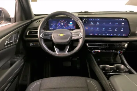 More photos of 2024 Chevrolet Traverse LT at Cable Dahmer Chevrolet of Independence, MO