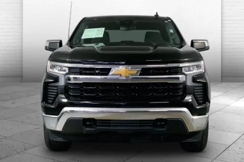 Photos of 2022 Chevrolet Silverado 1500 LT (2FL) for sale in Independence, MO at Cable Dahmer Chevrolet of Independence