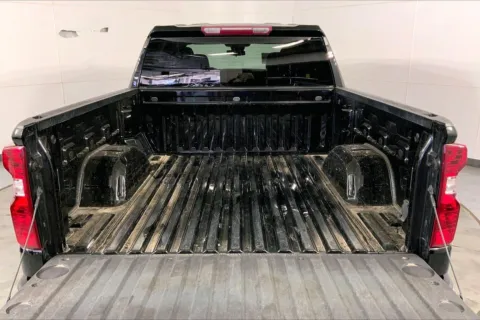 More photos of 2022 Chevrolet Silverado 1500 LT (2FL) at Cable Dahmer Chevrolet of Independence, MO