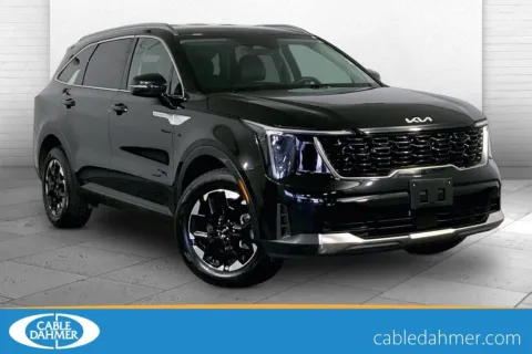 Black 2024 Kia Sorento S for sale in Independence, MO