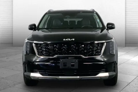 Photos of 2024 Kia Sorento S for sale in Independence, MO at Cable Dahmer Chevrolet of Independence