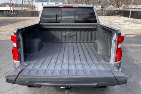 More photos of 2021 Chevrolet Silverado 1500 LT Trail Boss at Cable Dahmer Chevrolet of Independence, MO