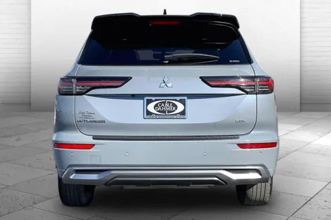 Another view of 2025 Mitsubishi Outlander SEL for sale in Independence, MO at Cable Dahmer Chevrolet of Independence