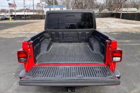 More photos of 2020 Jeep Gladiator Sport S at Cable Dahmer Chevrolet of Independence, MO