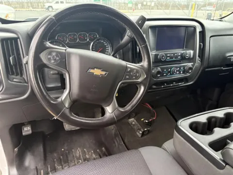 More photos of 2018 Chevrolet Silverado 1500 LT at Cable Dahmer Chevrolet of Independence, MO