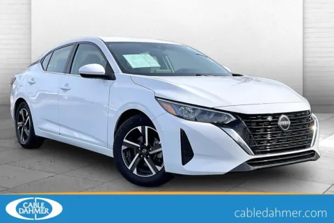 White 2024 Nissan Sentra SV for sale in Independence, MO