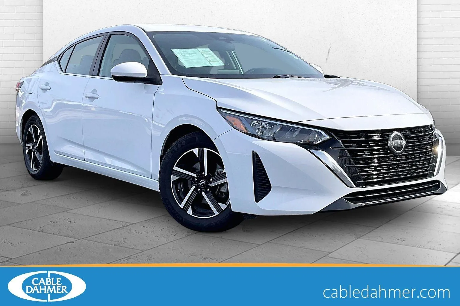 White 2024 Nissan Sentra SV for sale in Independence, MO