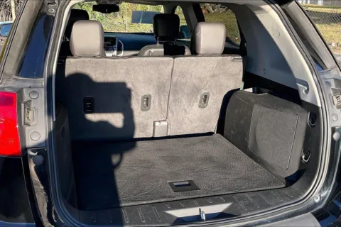 More photos of 2017 GMC Terrain SLT at Cable Dahmer Chevrolet of Independence, MO