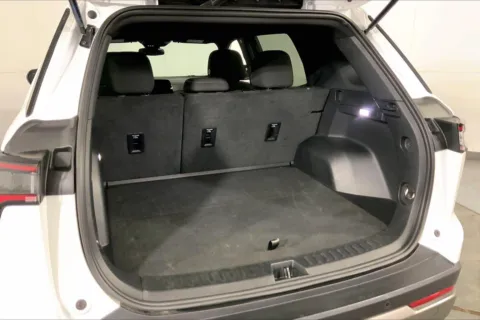 More photos of 2025 Chevrolet Equinox LT at Cable Dahmer Chevrolet of Independence, MO