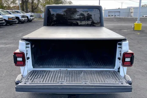 More photos of 2020 Jeep Gladiator Sport S at Cable Dahmer Chevrolet of Independence, MO