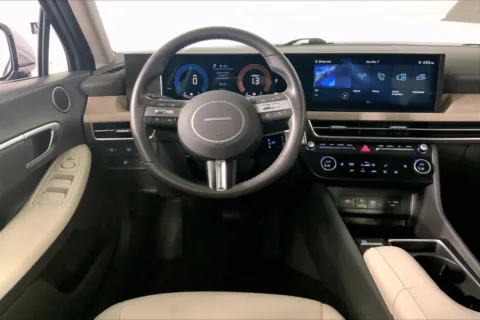 More photos of 2025 Hyundai Sonata Hybrid SEL at Cable Dahmer Chevrolet of Independence, MO