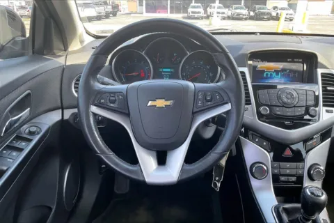 More photos of 2013 Chevrolet Cruze ECO at Cable Dahmer Chevrolet of Independence, MO