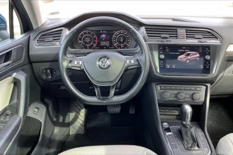 More photos of 2019 Volkswagen Tiguan SE at Cable Dahmer Chevrolet of Independence, MO