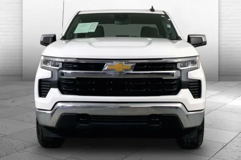 Photos of 2023 Chevrolet Silverado 1500 LT (2FL) for sale in Independence, MO at Cable Dahmer Chevrolet of Independence