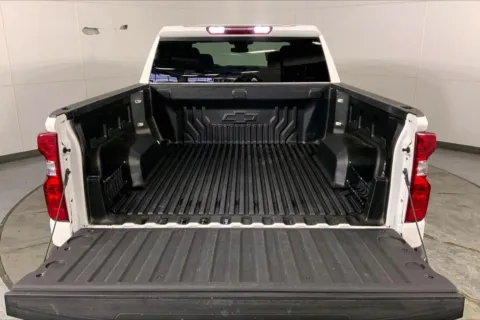 More photos of 2023 Chevrolet Silverado 1500 LT (2FL) at Cable Dahmer Chevrolet of Independence, MO