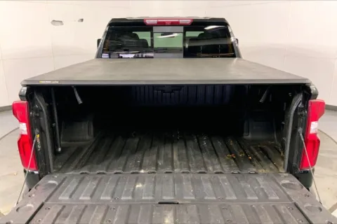 More photos of 2025 Chevrolet Silverado 1500 High Country at Cable Dahmer Chevrolet of Independence, MO