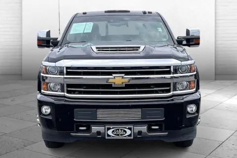 Photos of 2019 Chevrolet Silverado 3500 HD High Country for sale in Independence, MO at Cable Dahmer Chevrolet of Independence