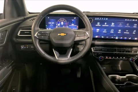 More photos of 2025 Chevrolet Traverse LT at Cable Dahmer Chevrolet of Independence, MO