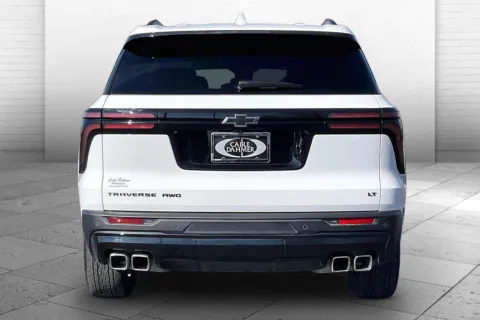 Another view of 2024 Chevrolet Traverse LT for sale in Independence, MO at Cable Dahmer Chevrolet of Independence