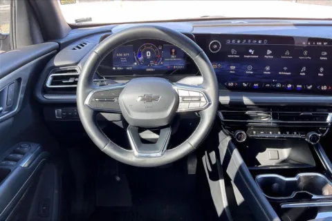 More photos of 2024 Chevrolet Traverse LT at Cable Dahmer Chevrolet of Independence, MO