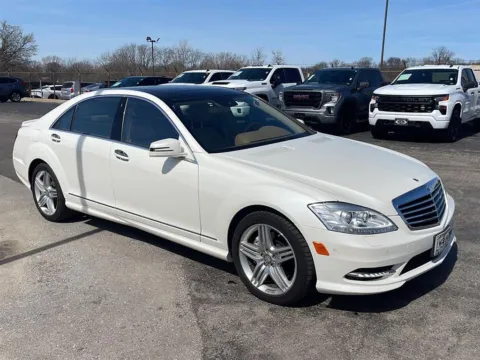 White 2013 Mercedes-Benz S-Class S 550 for sale in Independence, MO