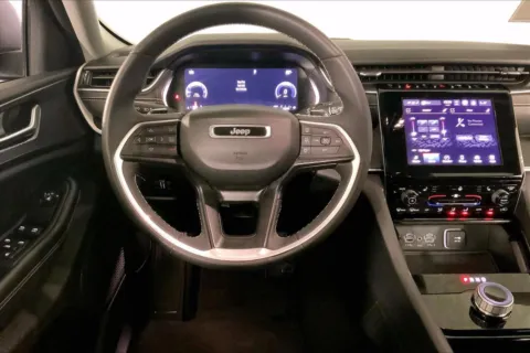 More photos of 2023 Jeep Grand Cherokee Laredo at Cable Dahmer Chevrolet of Independence, MO