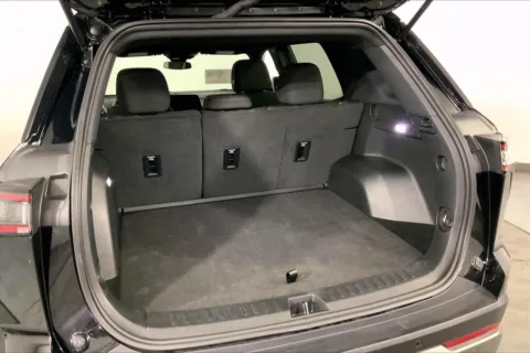 More photos of 2025 Chevrolet Equinox LT at Cable Dahmer Chevrolet of Independence, MO