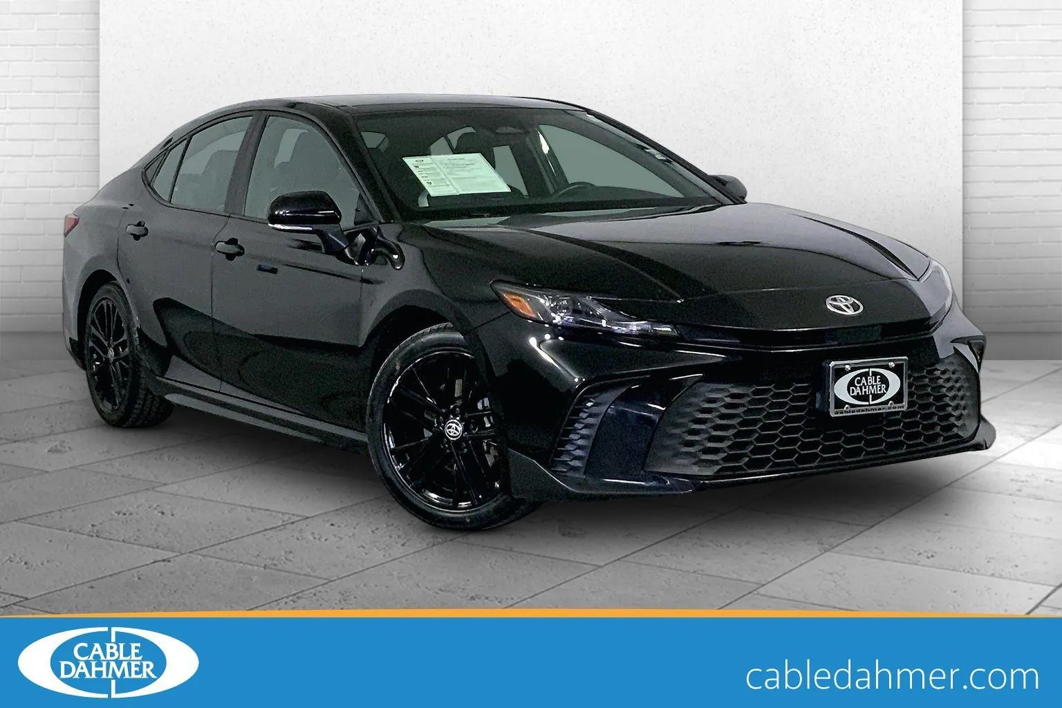 Black 2025 Toyota Camry LE for sale in Independence, MO