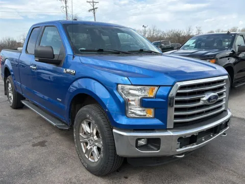 Blue 2015 Ford F-150 XLT for sale in Independence, MO