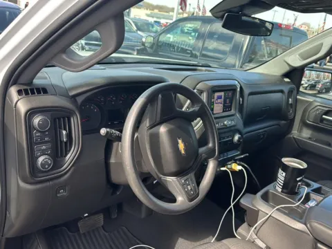 More photos of 2023 Chevrolet Silverado 1500 Custom at Cable Dahmer Chevrolet of Independence, MO