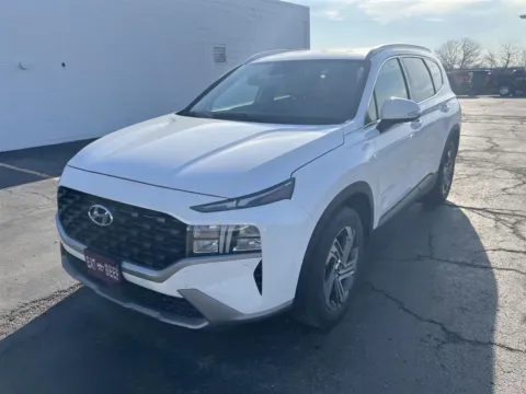 More photos of 2023 Hyundai Santa Fe SEL at Cable Dahmer Chevrolet of Independence, MO