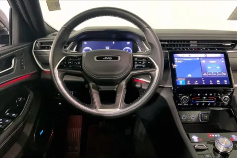 More photos of 2022 Jeep Grand Cherokee Overland at Cable Dahmer Chevrolet of Independence, MO