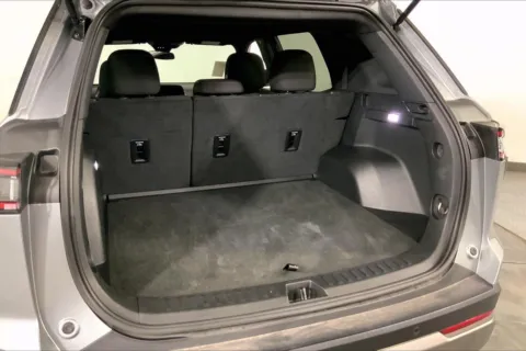 More photos of 2025 Chevrolet Equinox LT at Cable Dahmer Chevrolet of Independence, MO