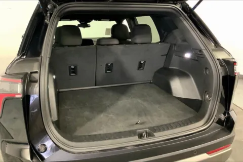 More photos of 2025 Chevrolet Equinox LT at Cable Dahmer Chevrolet of Independence, MO