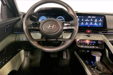 More photos of 2025 Hyundai Elantra Hybrid Limited at Cable Dahmer Chevrolet of Independence, MO