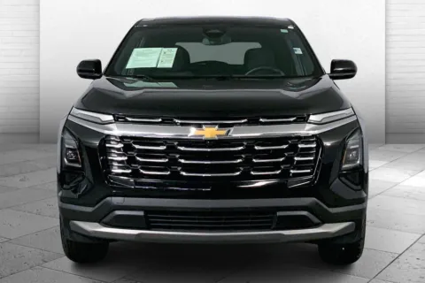 Photos of 2025 Chevrolet Equinox LT for sale in Independence, MO at Cable Dahmer Chevrolet of Independence