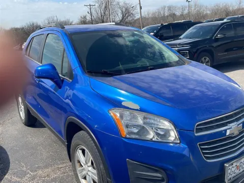 Blue 2016 Chevrolet Trax LT for sale in Independence, MO